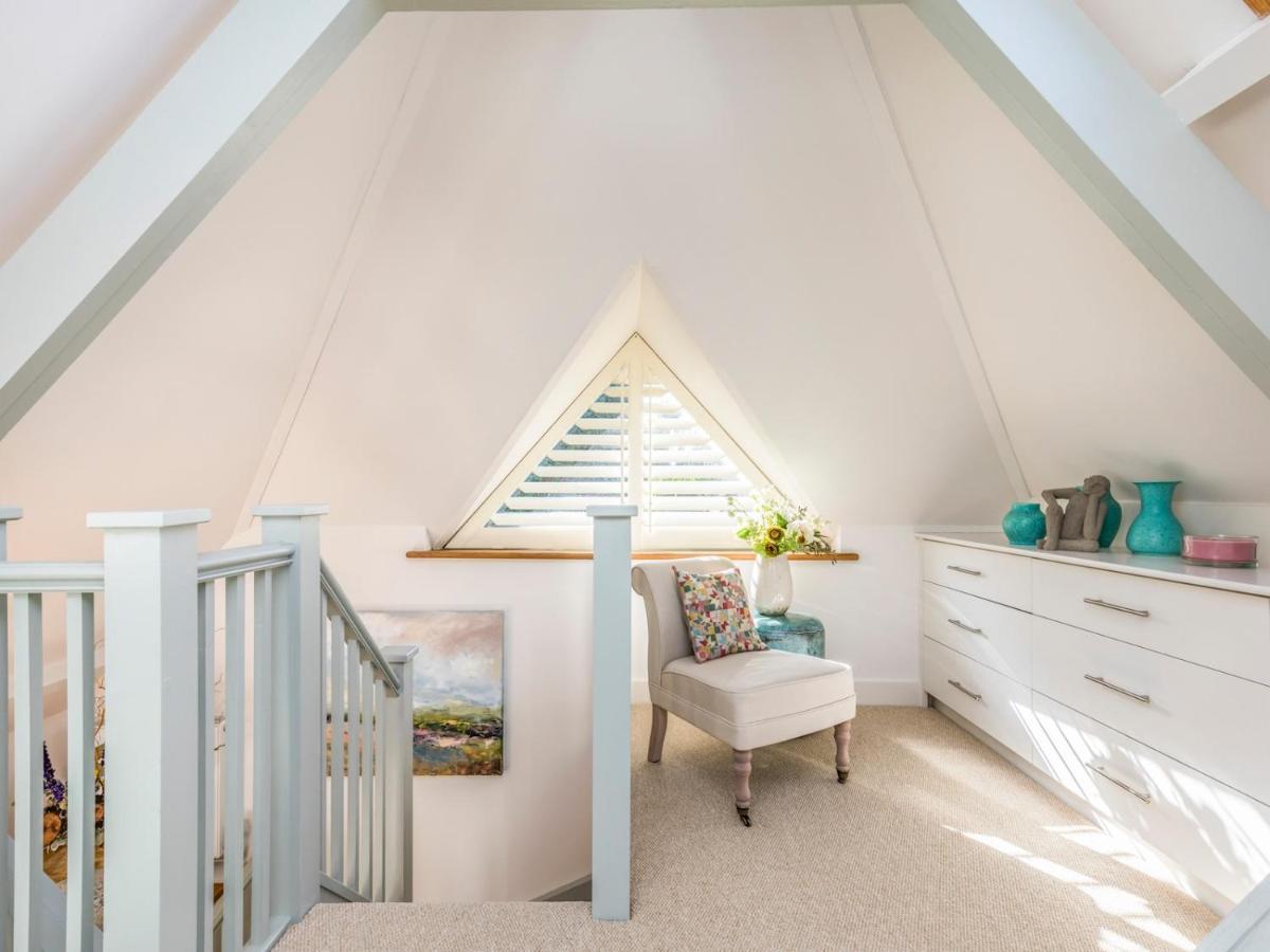 Pass The Keys Peaceful And Beautiful 1 Bedroom Barn Conversion チチェスター エクステリア 写真