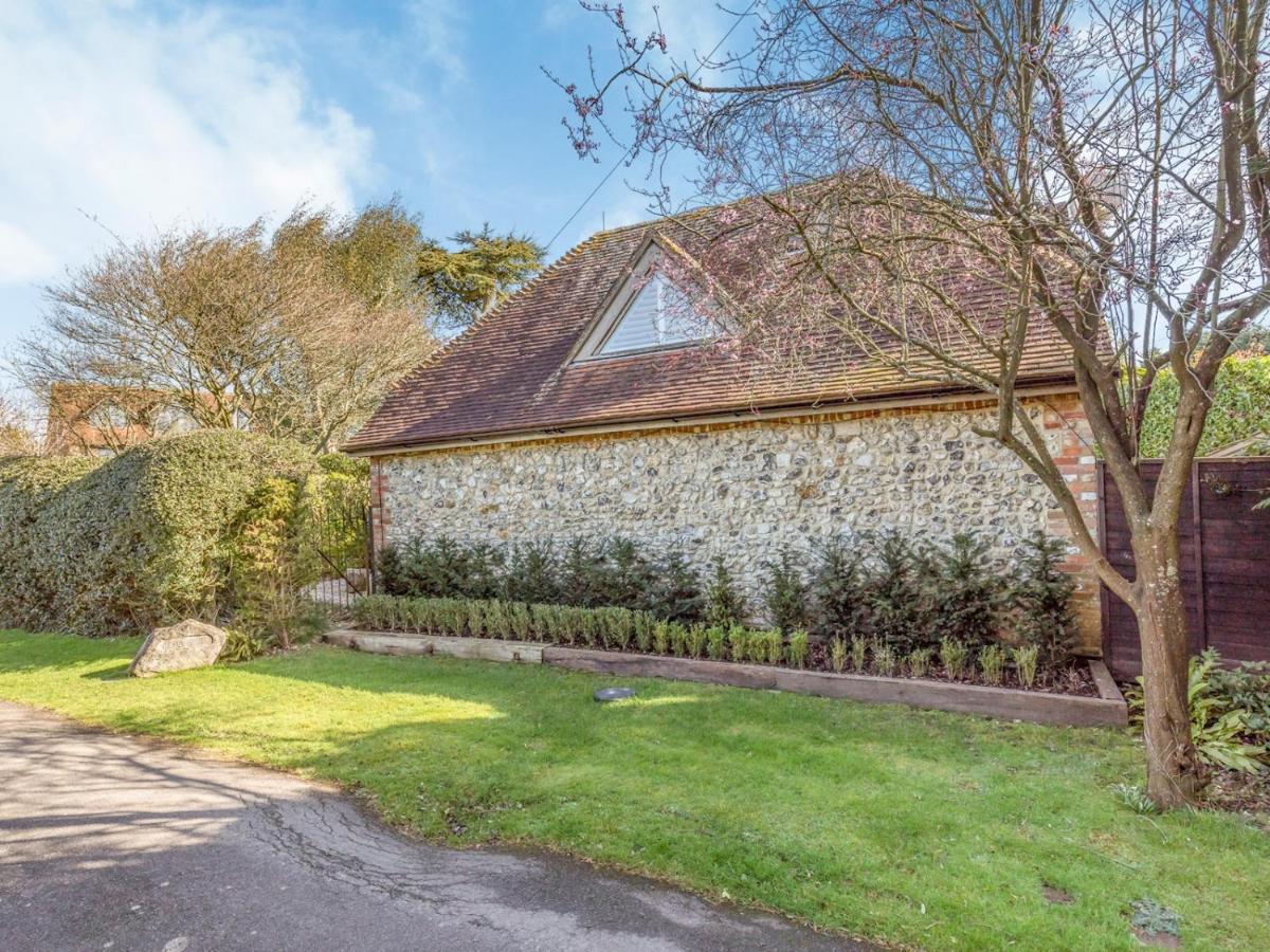 Pass The Keys Peaceful And Beautiful 1 Bedroom Barn Conversion チチェスター エクステリア 写真