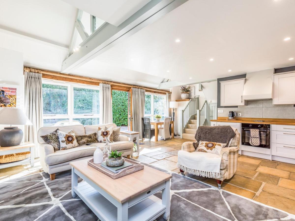 Pass The Keys Peaceful And Beautiful 1 Bedroom Barn Conversion チチェスター エクステリア 写真