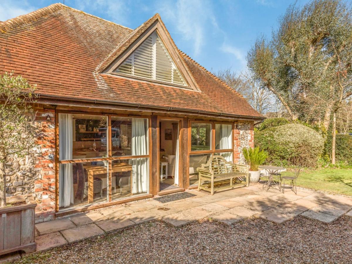 Pass The Keys Peaceful And Beautiful 1 Bedroom Barn Conversion チチェスター エクステリア 写真